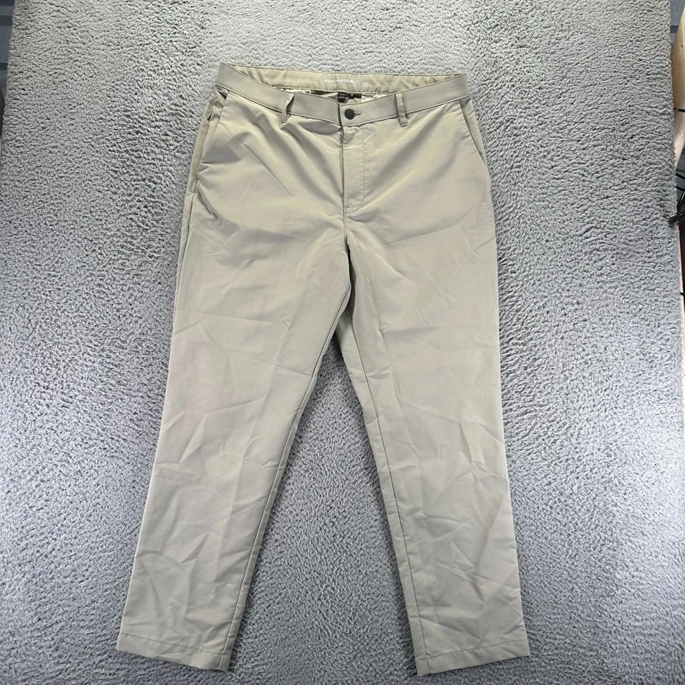 Banana Republic Pant Mens 38x30 Beige Chino Straight Leg Business Preppy Career